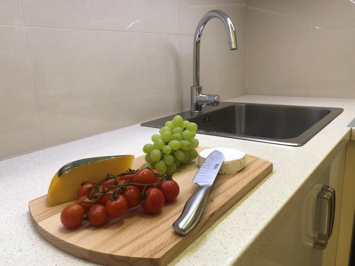 Apartament Luster I Obrazow Warschau Buitenkant foto
