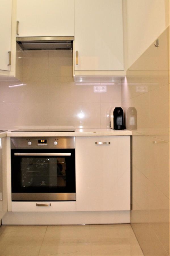 Apartament Luster I Obrazow Warschau Buitenkant foto