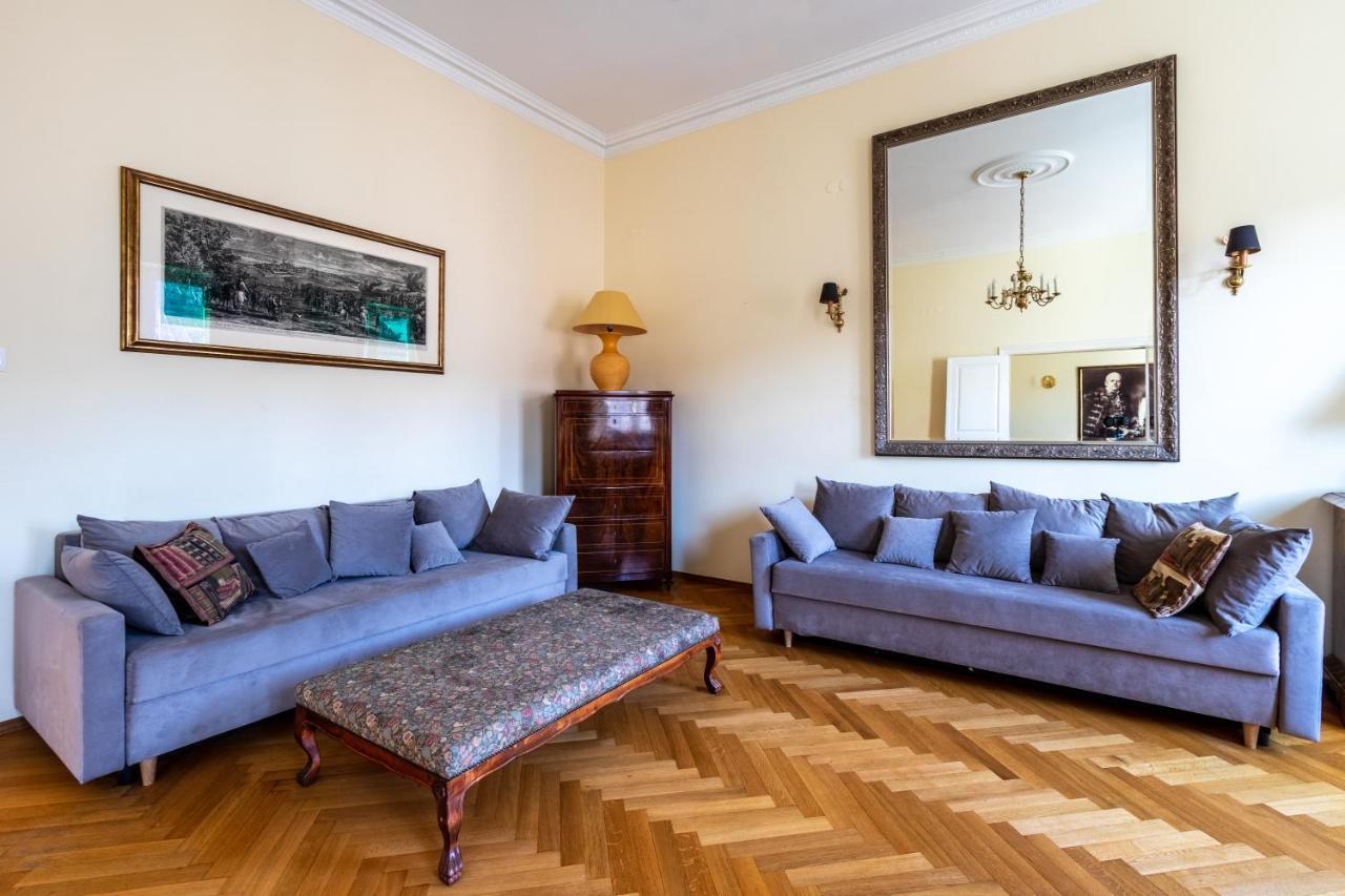 Apartament Luster I Obrazow Warschau Buitenkant foto