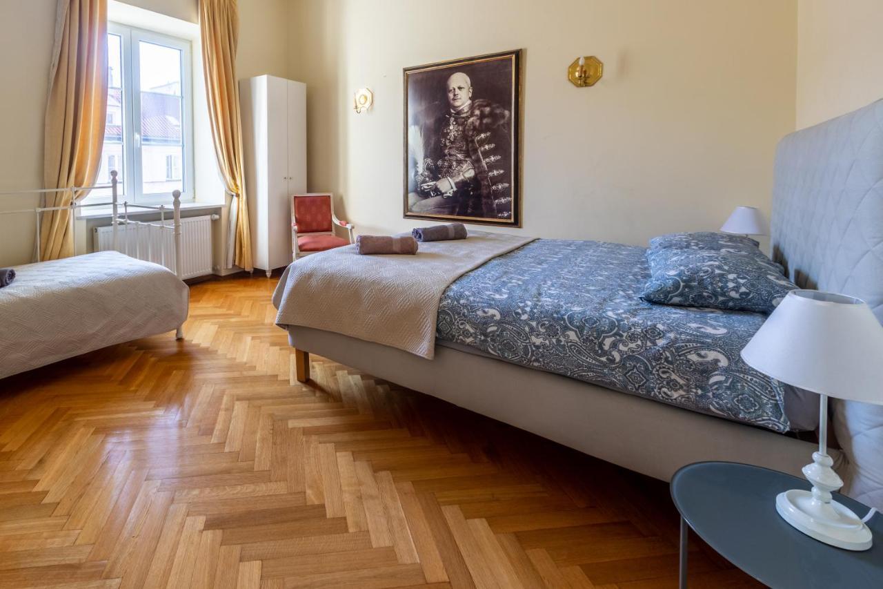 Apartament Luster I Obrazow Warschau Buitenkant foto